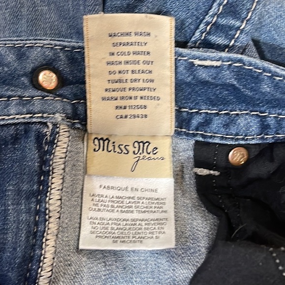 MissMe MP6224B Mid Rise Boot Size 28 Distressed EXCELLENT PREOWNED SHAPE - Picture 9 of 11